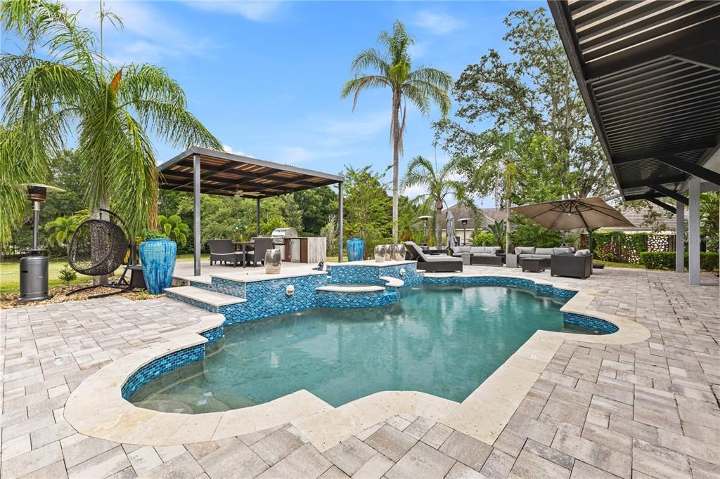 Exterior, Outdoor Kitchen, Pool