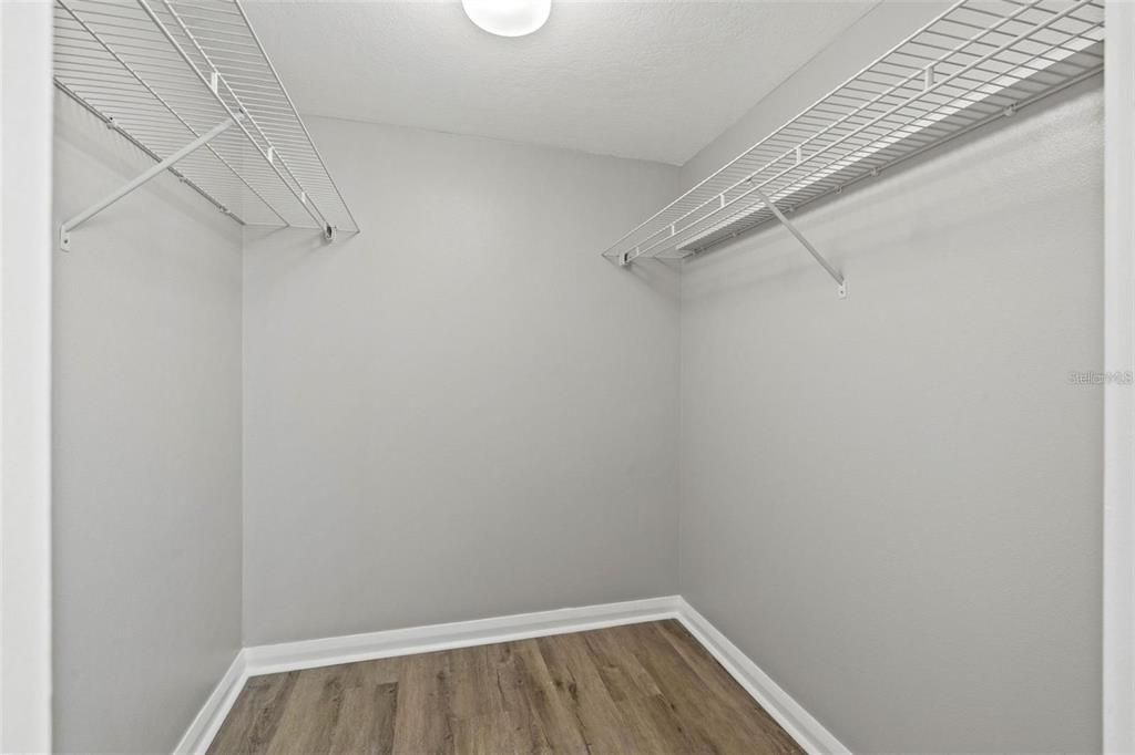Interior, Walk-in Closets, Wood Texture Flooring