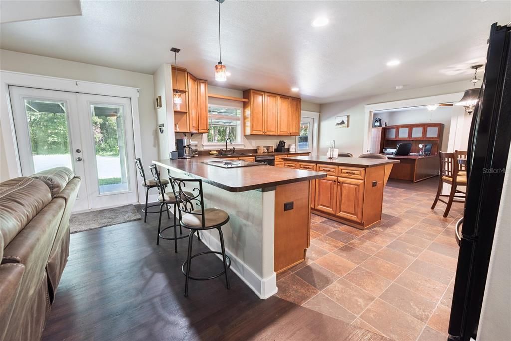Interior, Kitchen, Pendant Lights, Recessed Lighting