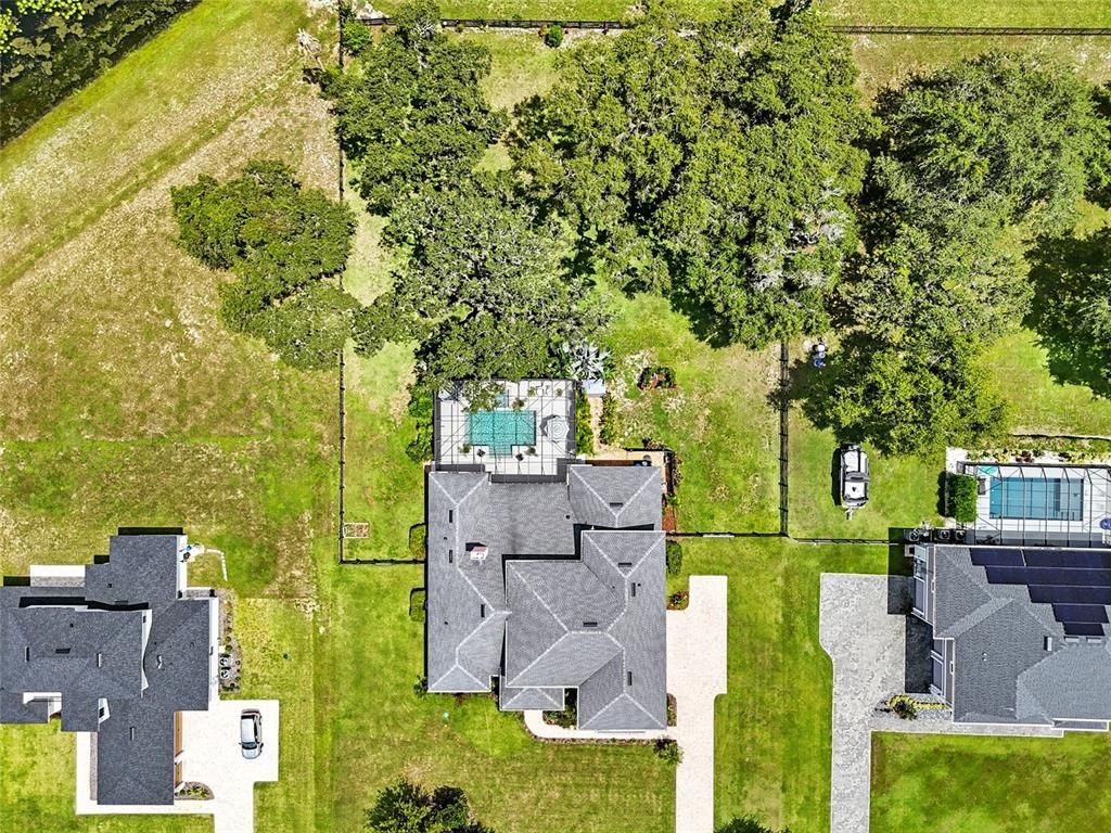 Exterior, Drone