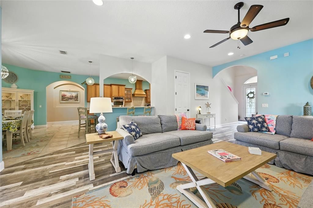 Interior, Kitchen, Living room, Pendant Lights, Recessed Lighting, Wood Texture Flooring