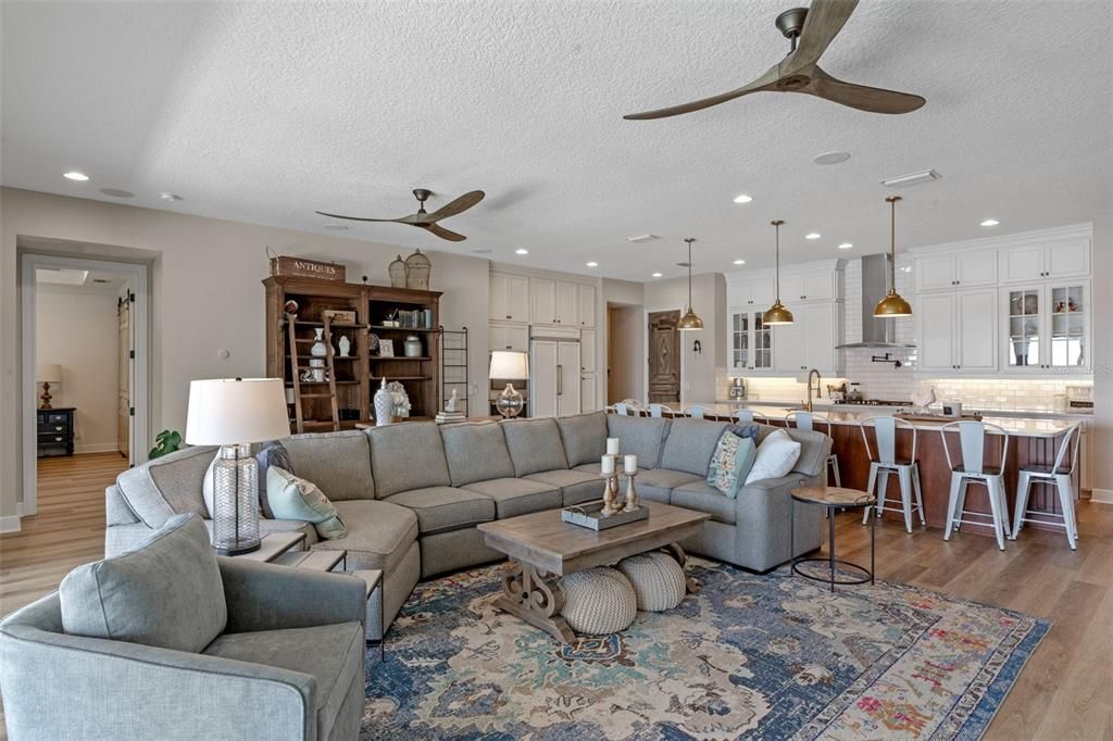Interior, Kitchen, Living room, Pendant Lights, Recessed Lighting, Stainless Steel Appliances, Wood Texture Flooring