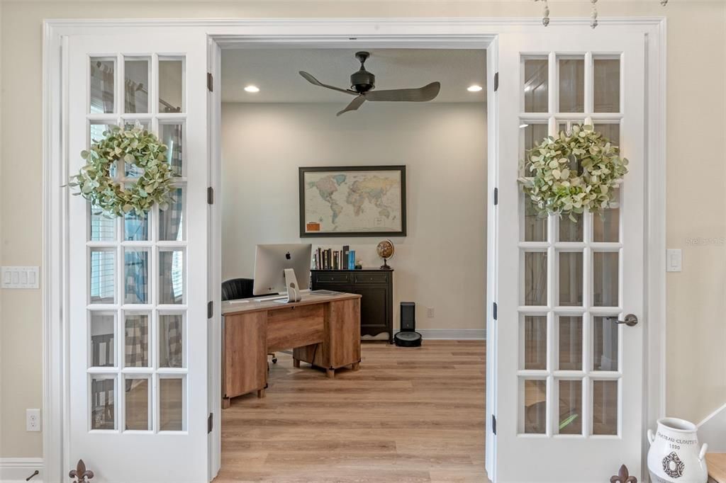 Home Office, Interior, Recessed Lighting, Wood Texture Flooring