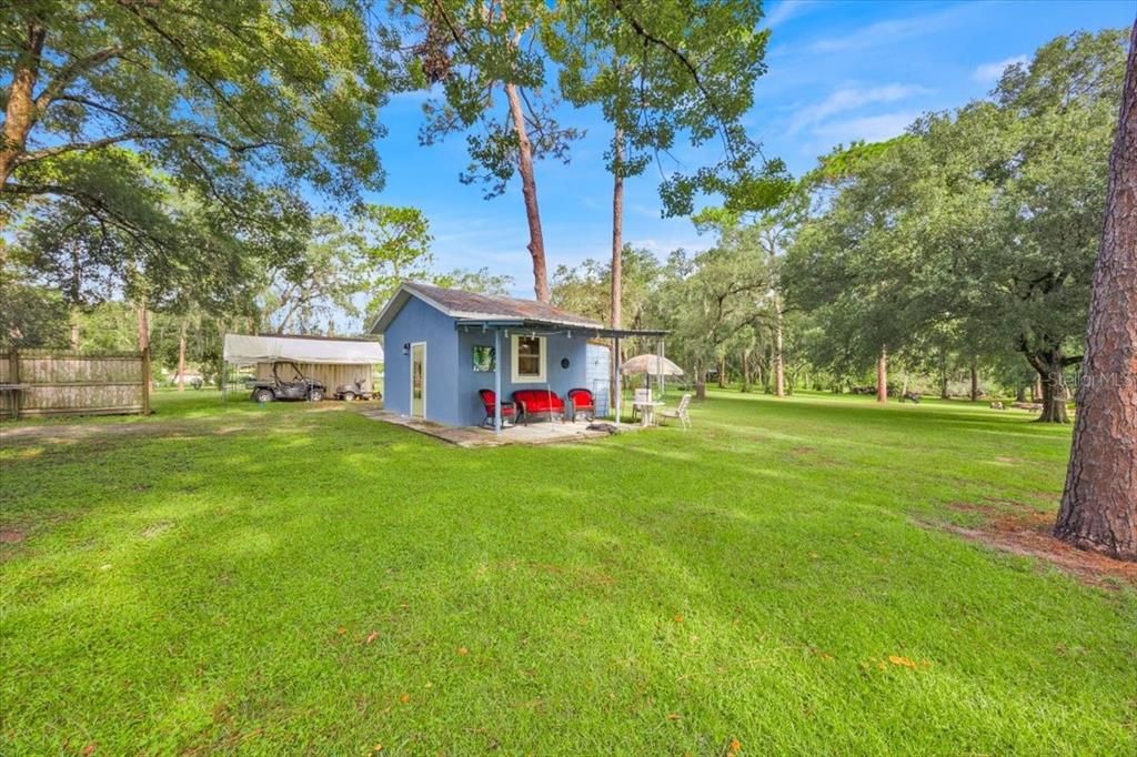 Backyard, Exterior