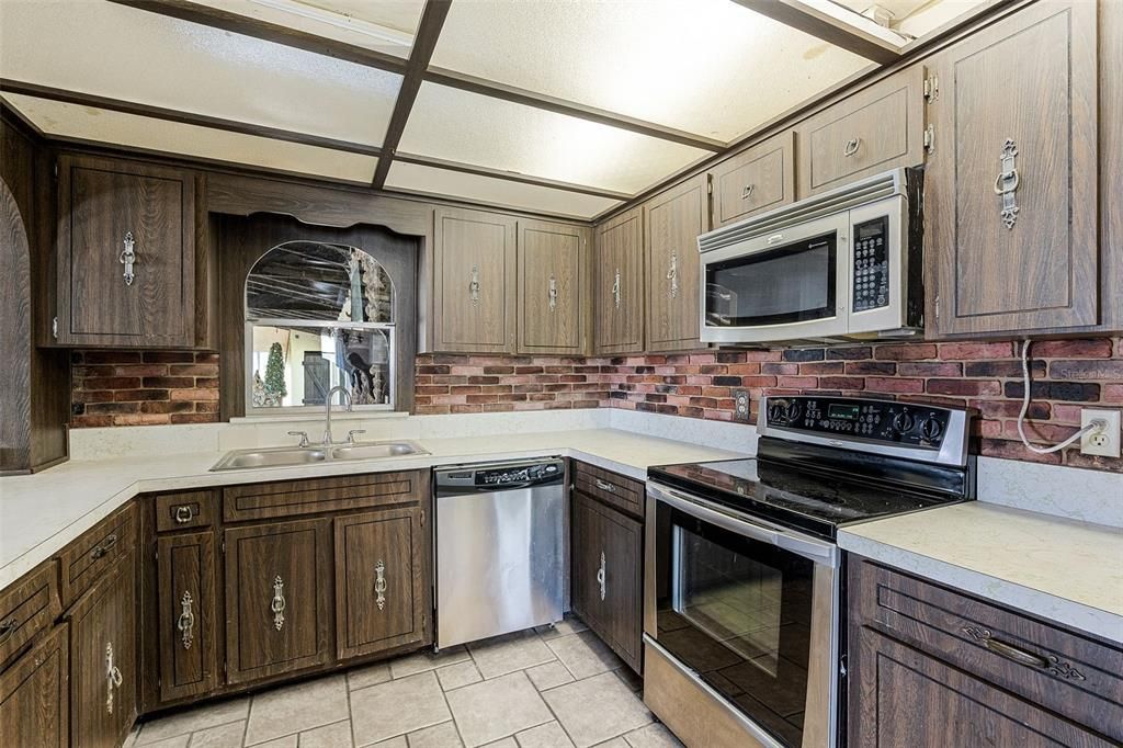 Interior, Kitchen, Stainless Steel Appliances