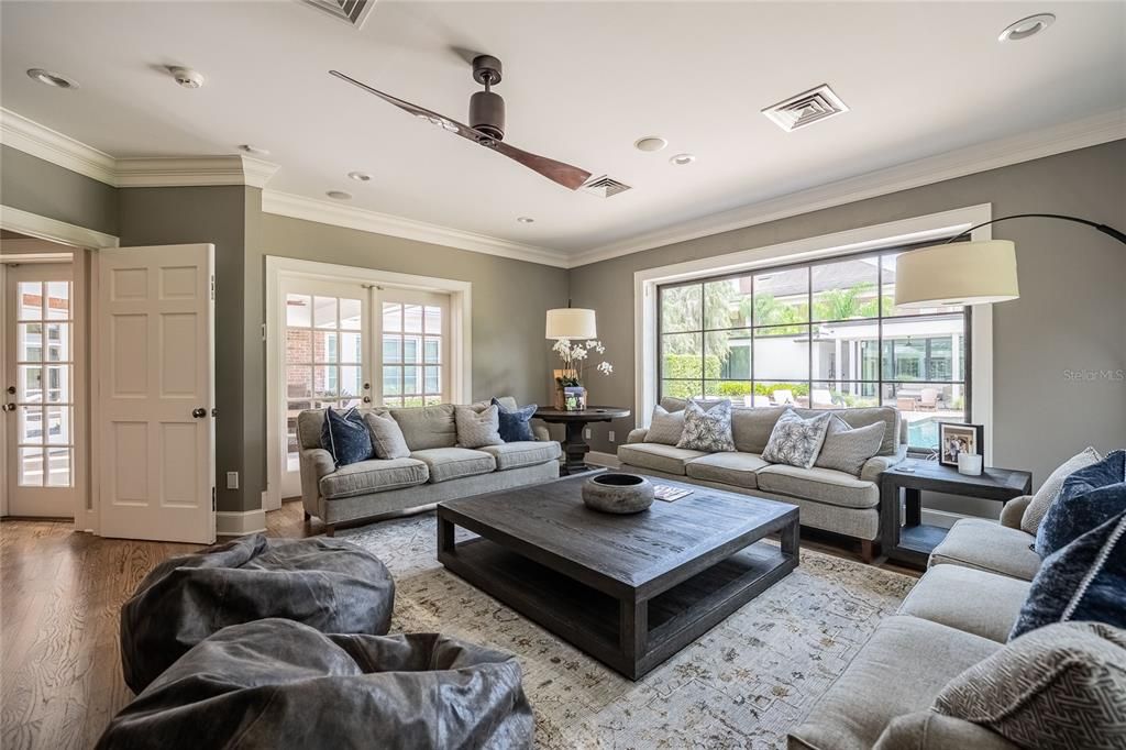 Interior, Living room, Recessed Lighting, Wood Texture Flooring