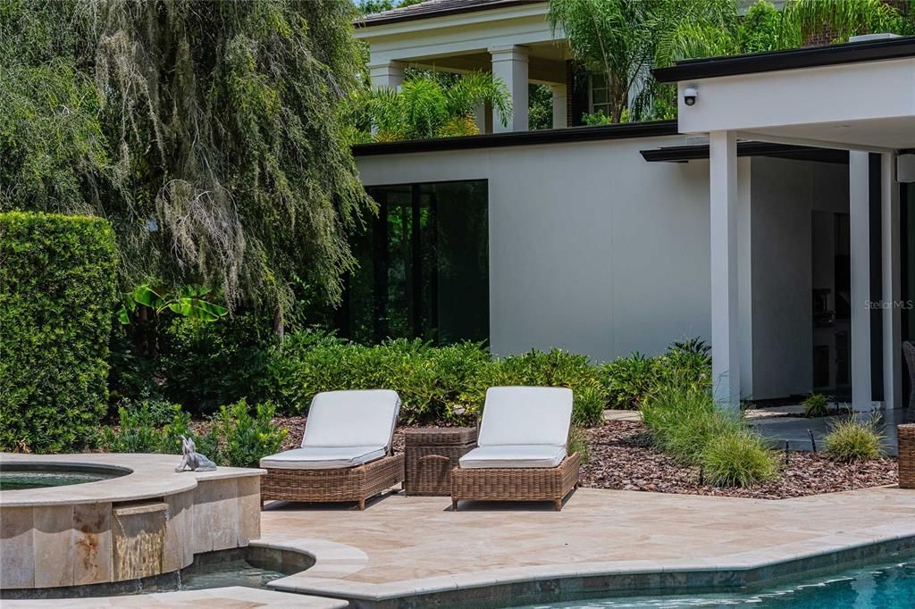 Exterior, Pool