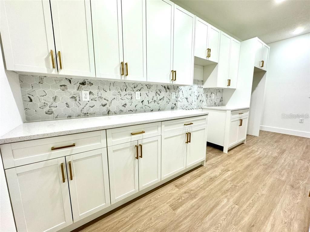 Interior, Kitchen, Recessed Lighting, Wood Texture Flooring