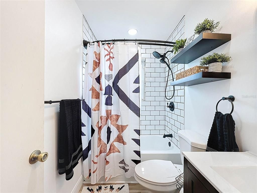 Bathroom, Interior, Recessed Lighting