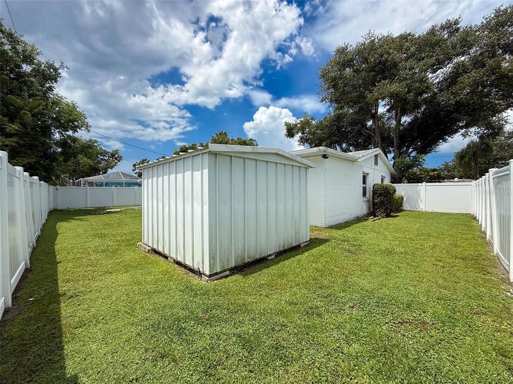 Backyard, Exterior