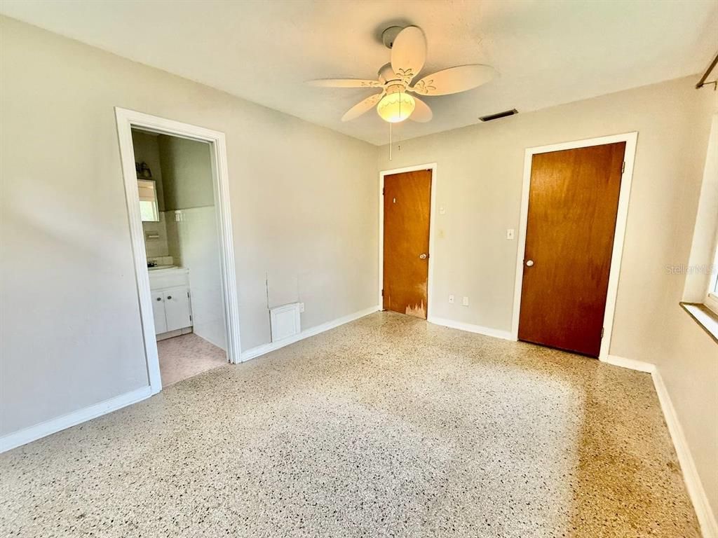 Bathroom, Empty room, Interior