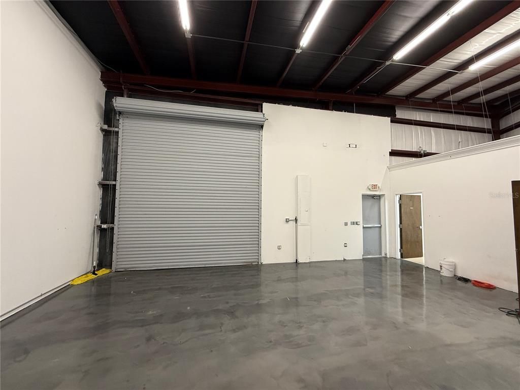 Garage, Interior