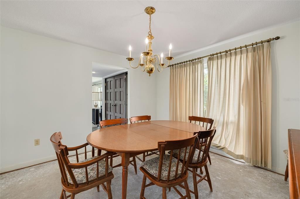 Chandelier, Dining room, Interior