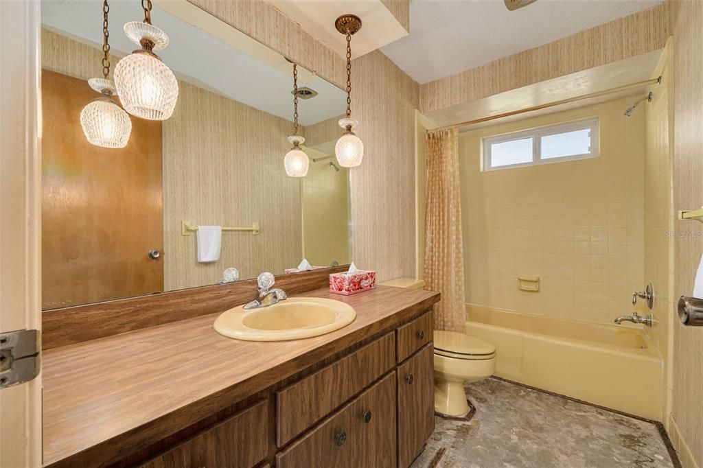 Bathroom, Interior, Pendant Lights