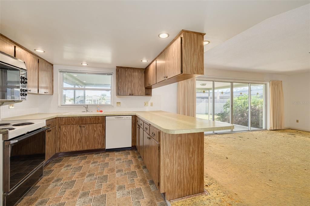 Interior, Kitchen, Recessed Lighting