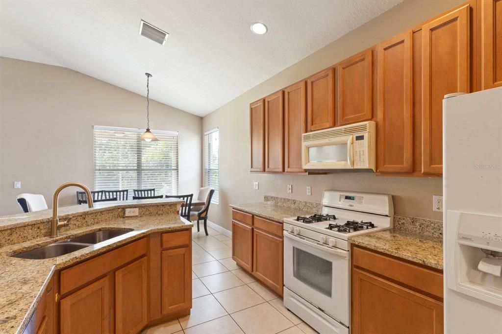 Dining room, Interior, Kitchen, Pendant Lights, Recessed Lighting