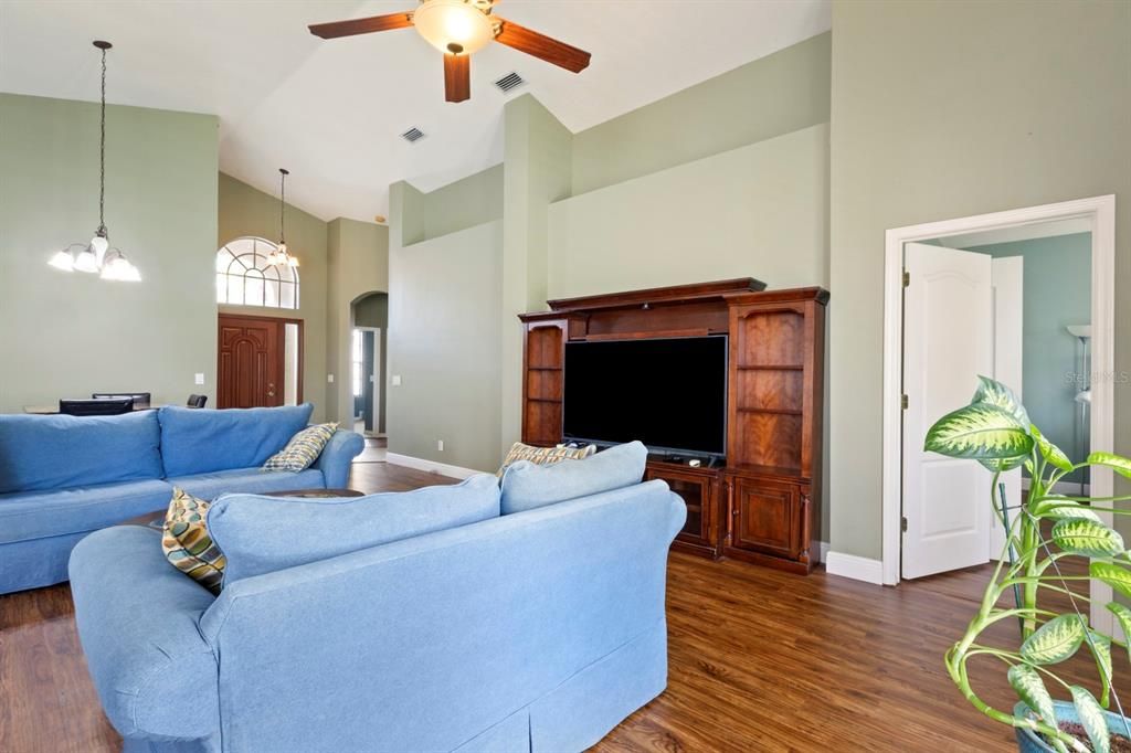 Interior, Living room, Pendant Lights, Wood Texture Flooring