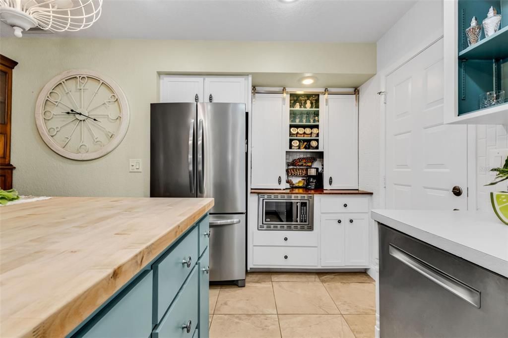 Interior, Kitchen, Stainless Steel Appliances