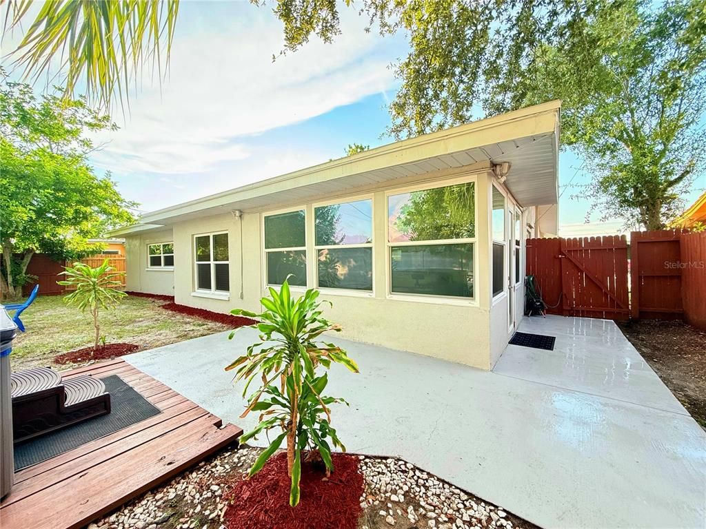 Backyard, Exterior