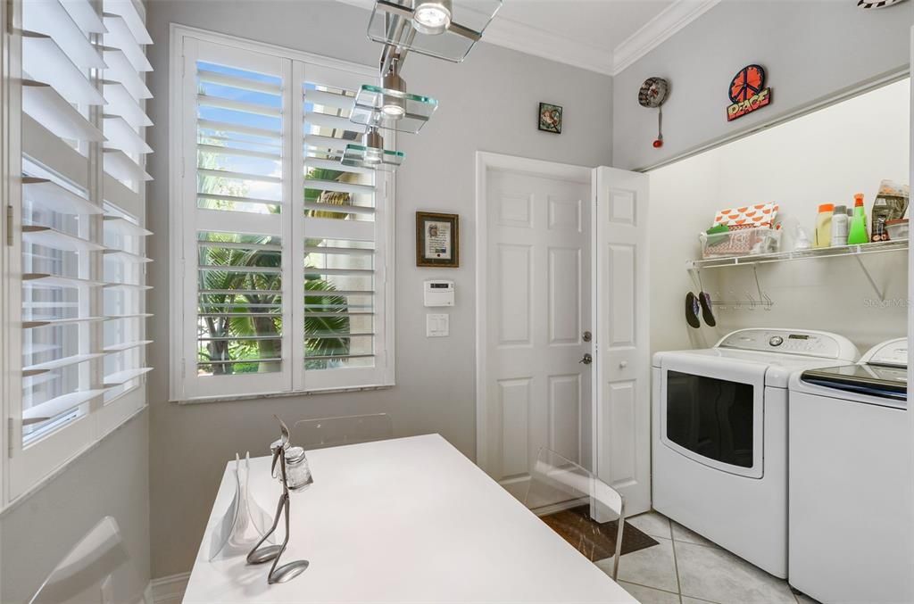 Interior, Washer
