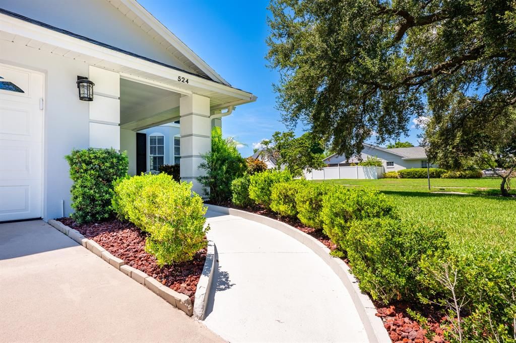 Backyard, Exterior