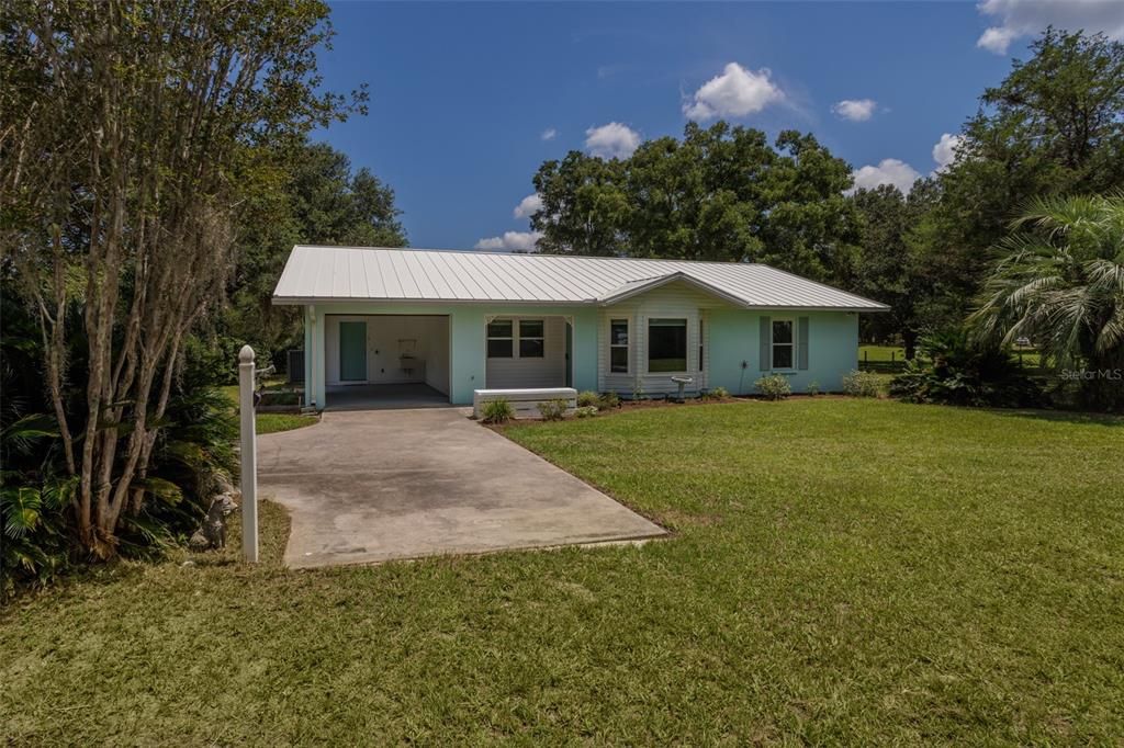Backyard, Exterior, Facade, Ranch