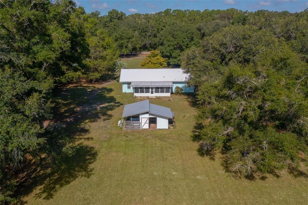 Exterior, Drone