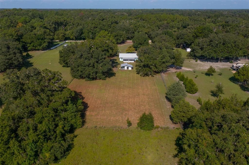 Exterior, Drone