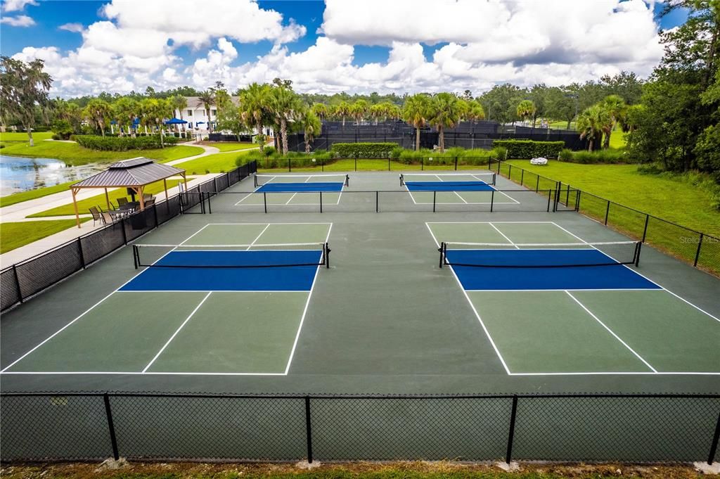 Exterior, Tennis Courts