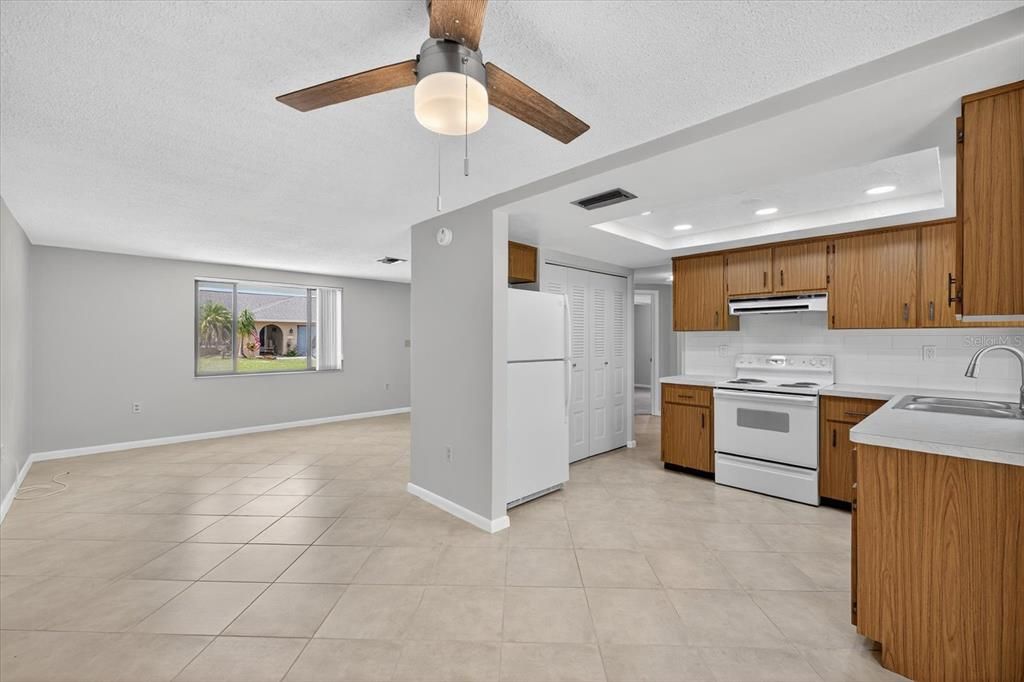 Interior, Kitchen, Recessed Lighting