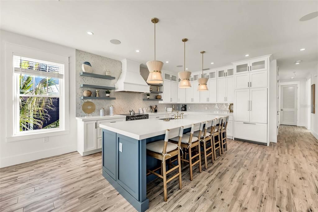 Interior, Kitchen, Pendant Lights, Recessed Lighting, Wood Texture Flooring