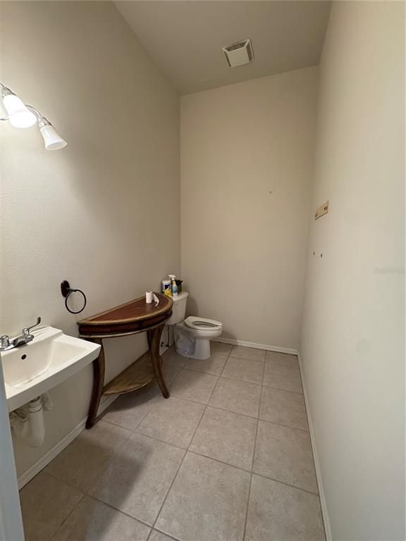 Bathroom, Interior