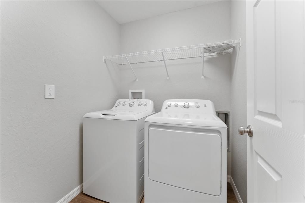 Interior, Utility Closets, Washer, Wood Texture Flooring