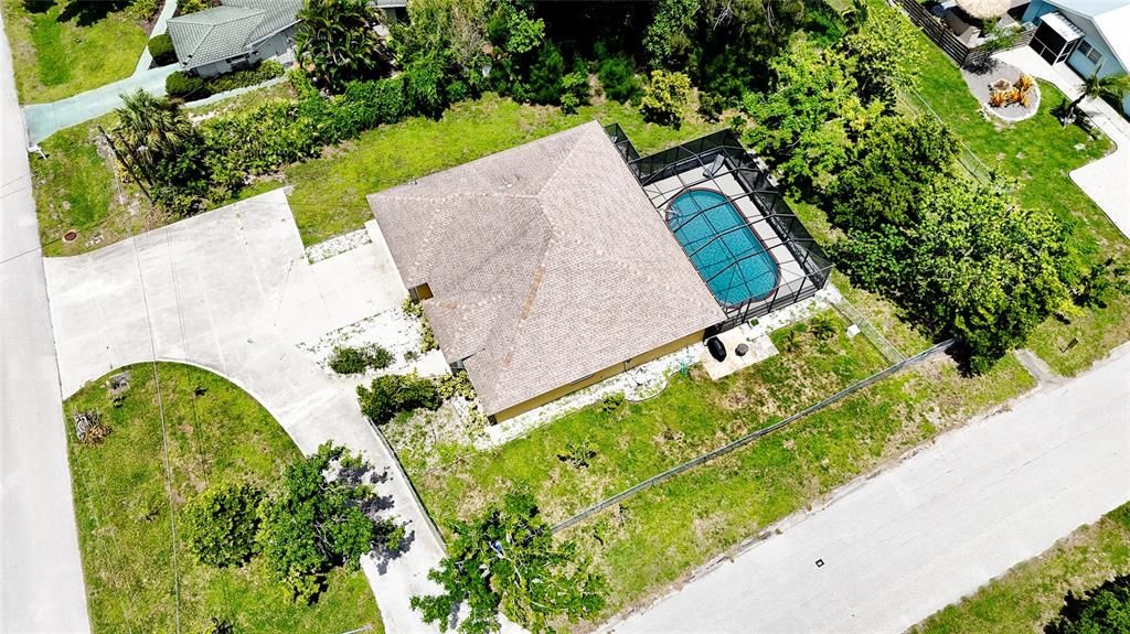Exterior, Drone