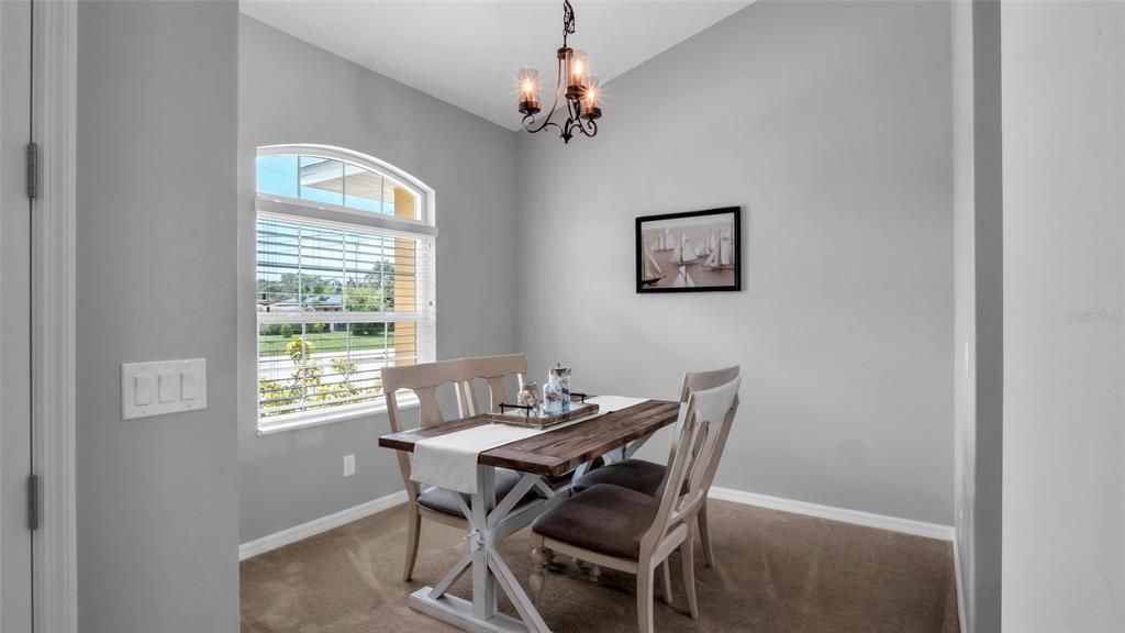 Chandelier, Dining room, Interior