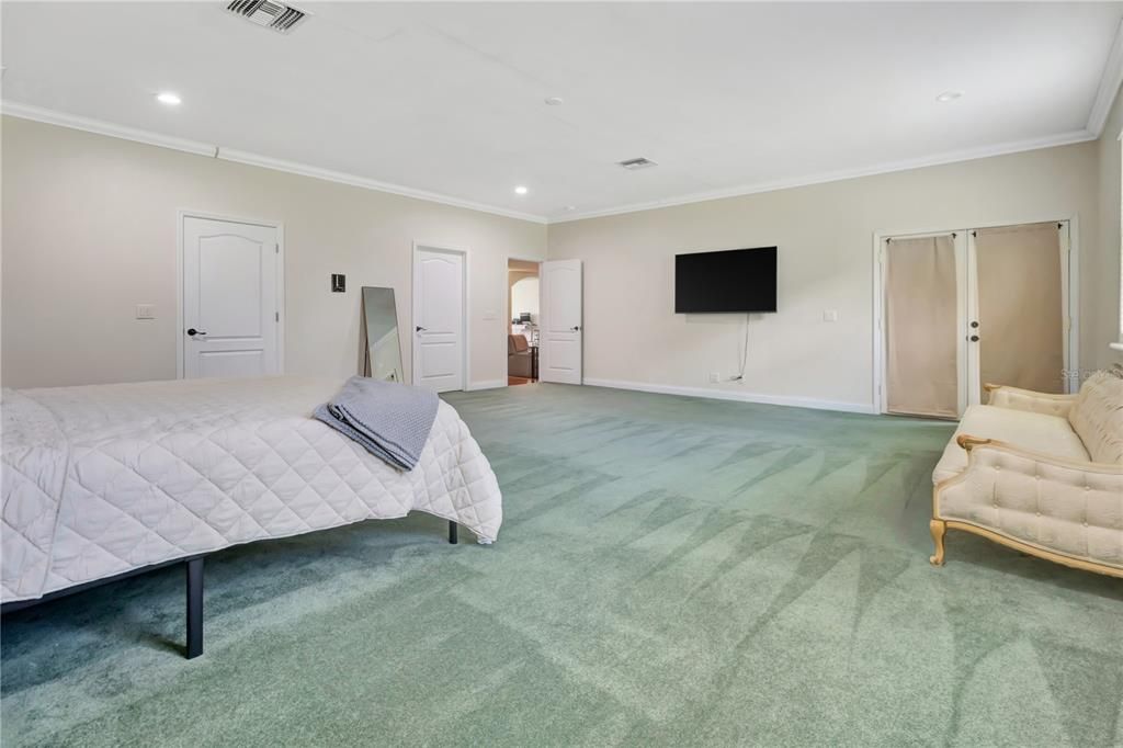 Bedroom, Interior, Recessed Lighting