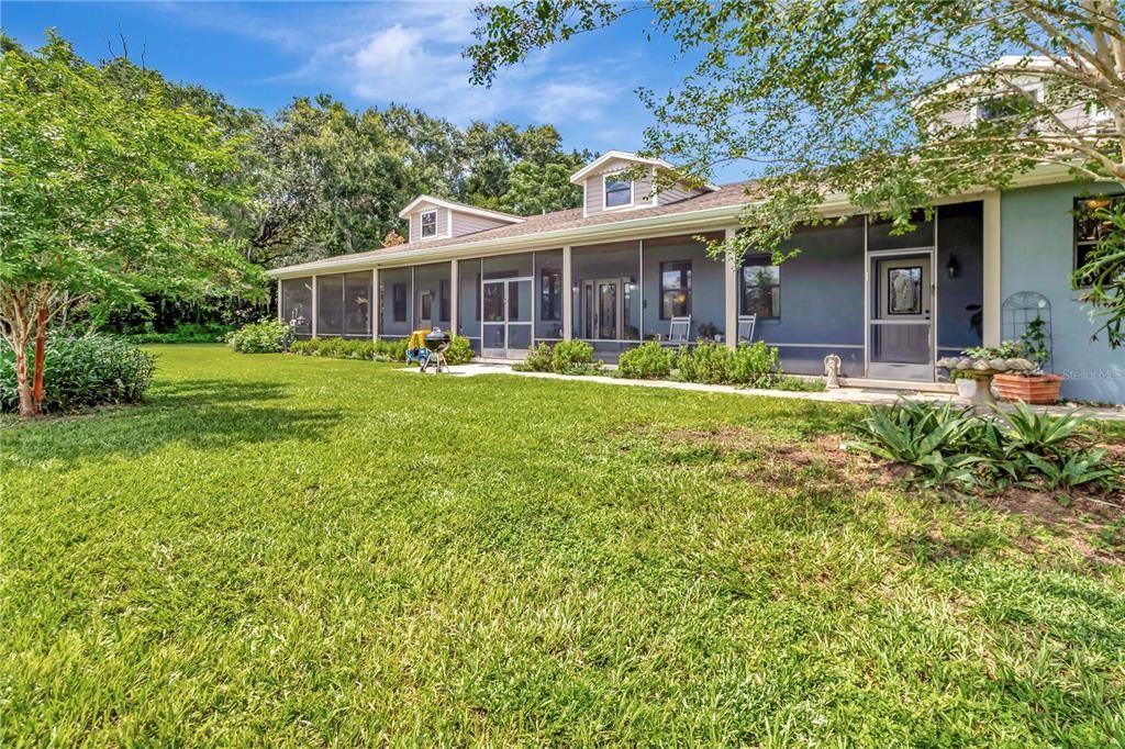 Backyard, Exterior