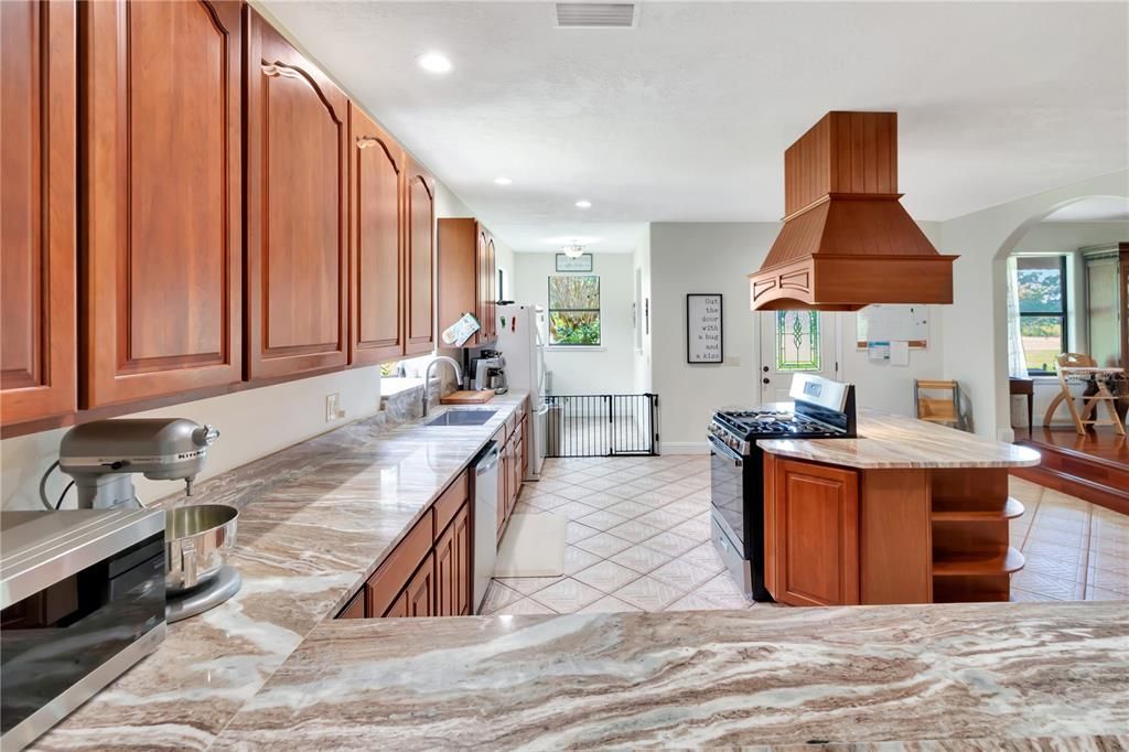 Interior, Kitchen, Recessed Lighting