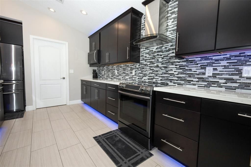 Interior, Kitchen, Recessed Lighting
