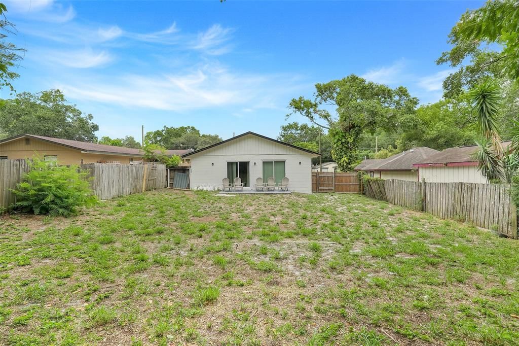Backyard, Exterior