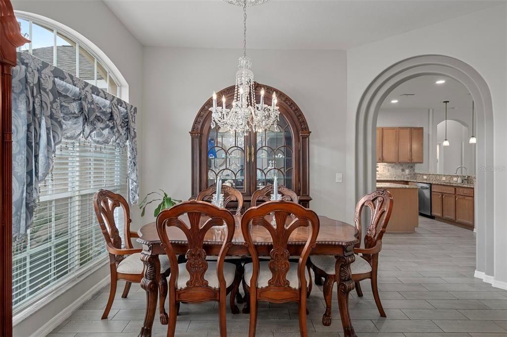 Chandelier, Dining room, Interior, Pendant Lights, Recessed Lighting