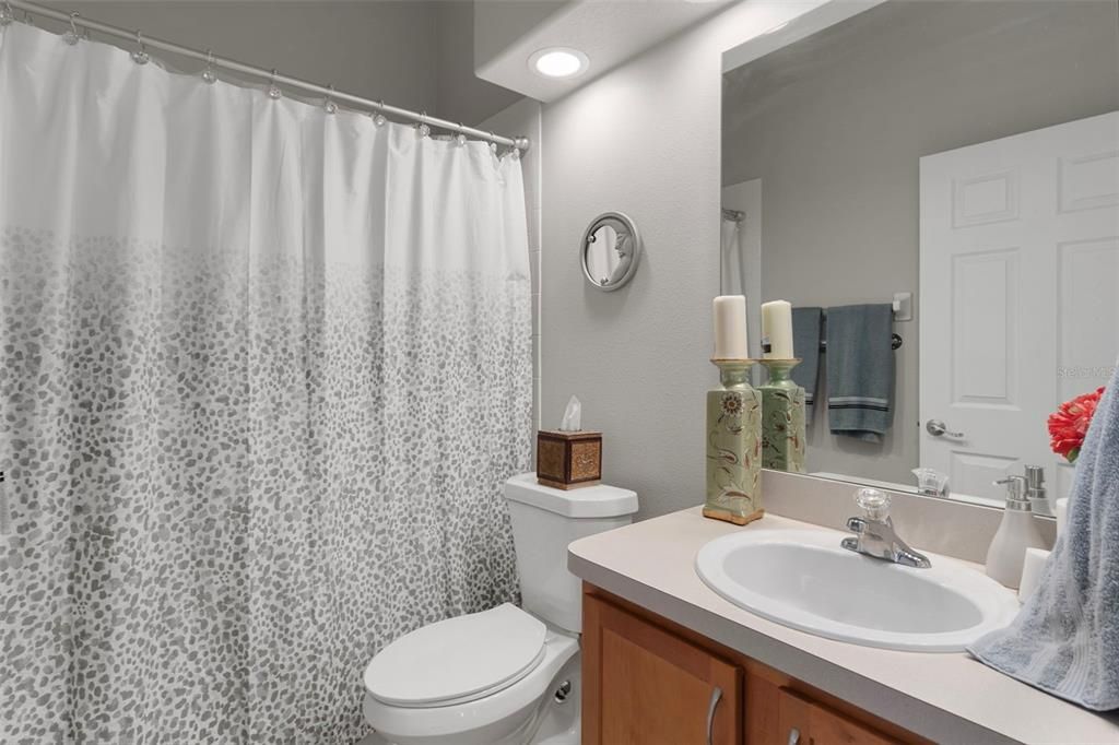 Bathroom, Interior, Recessed Lighting