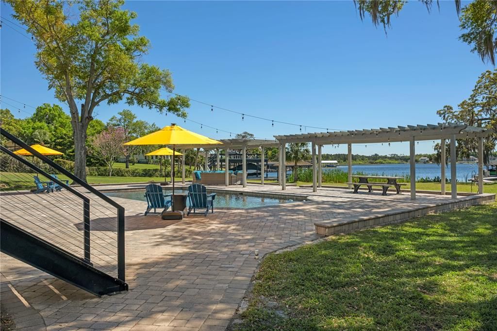 Exterior, Pool, Water