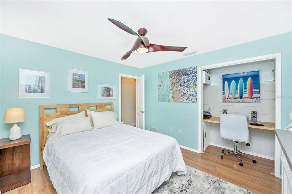 Bedroom, Home Office, Interior, Wood Texture Flooring
