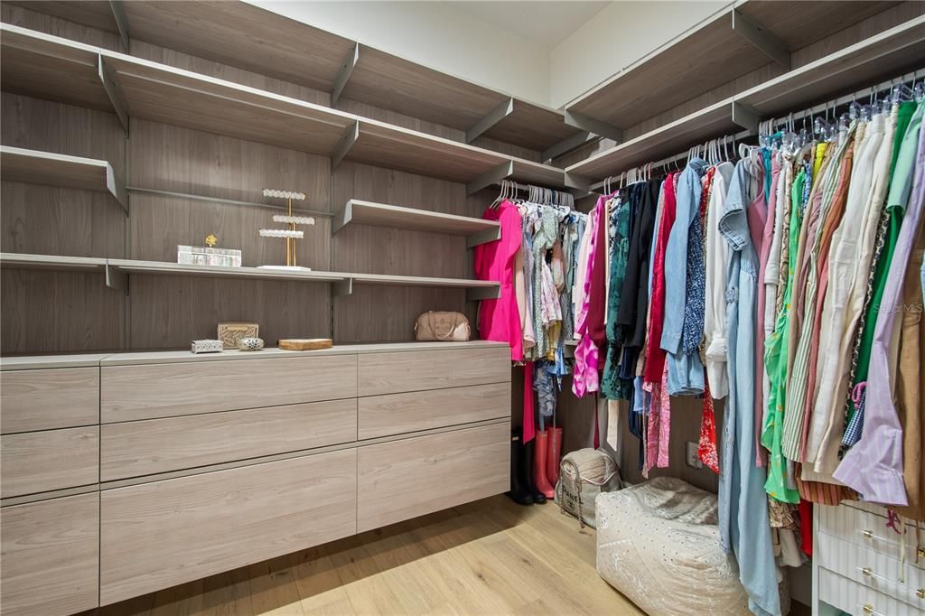 Interior, Walk-in Closets, Wood Texture Flooring