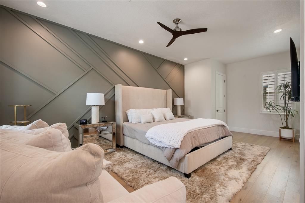Bedroom, Interior, Recessed Lighting, Wood Texture Flooring