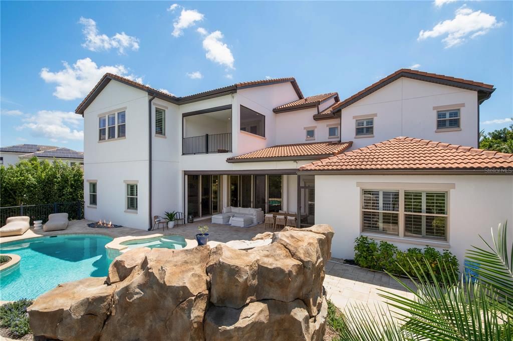 Exterior, Pool