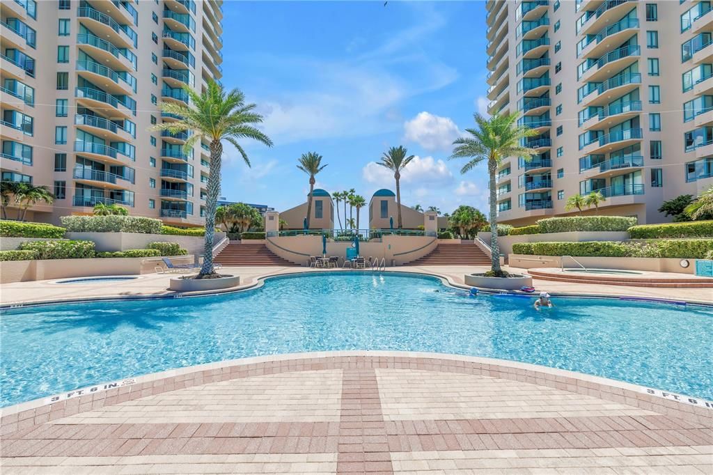 Exterior, Pool
