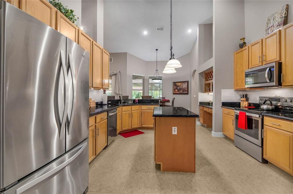 Interior, Kitchen, Pendant Lights, Recessed Lighting, Stainless Steel Appliances
