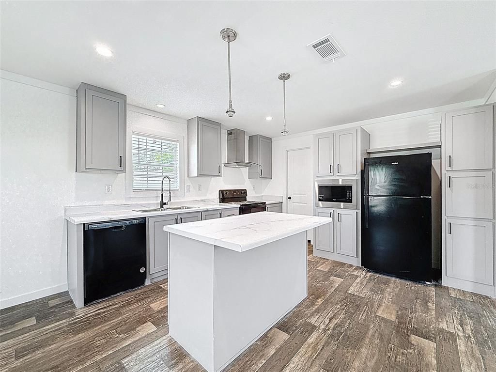 Interior, Kitchen, Pendant Lights, Recessed Lighting, Wood Texture Flooring